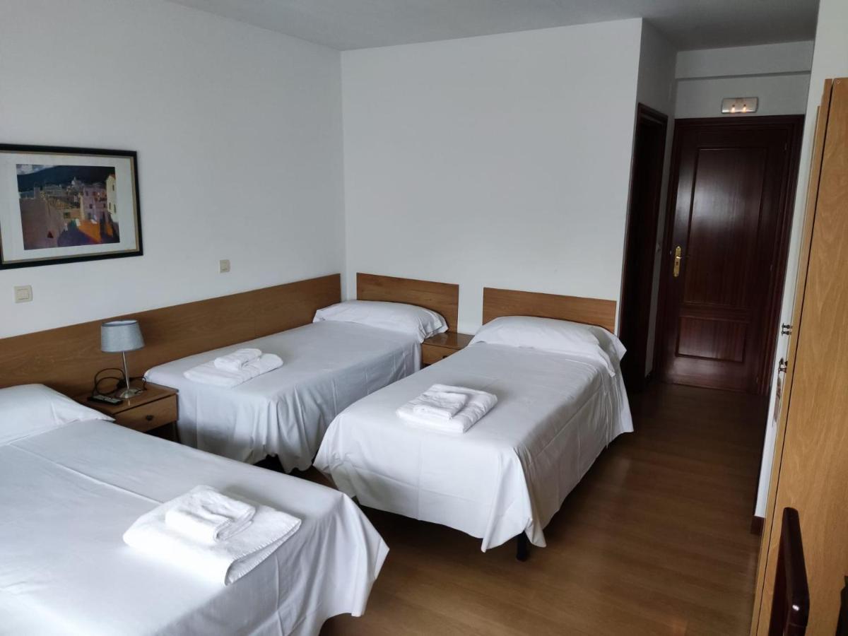 米兰达德埃布罗 拉斯马蒂利亚斯高级旅馆酒店 外观 照片